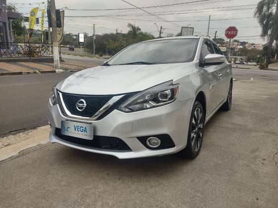 NISSAN SENTRA 2.0 SL 16V FLEXSTART 4P AUTOMÁTICO
